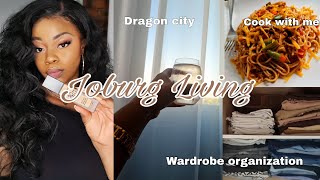 VLOG: LIFE IN JOBURG | DRAGON CITY | COOK WITH ME | WARDROBE ORGANIZATION | AMI FAKU