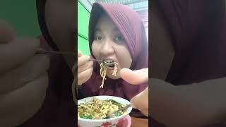 ketika busui disuruh diet.. ya nda mampu😆 #mukbang #shorts #viralshorts