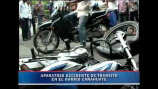 APARATOSO ACCIDENTE DE TRÁNSITO EN EL CAÑAHUATE  .flv