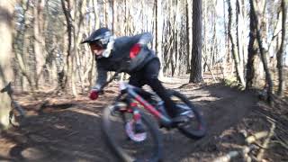 Ricky de jong sends bikepark Champles