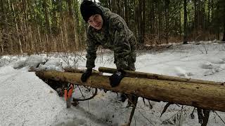 Сплю в землянке в снежном лесу ! Один на один с природой !