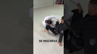 Essa finalização é uma opção p/ atacar quando estiver na 50/50 chave de panturrilha. @jura_bjj