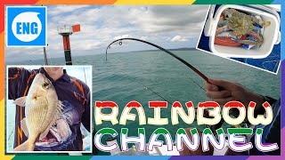 🎣【🅵🅸🆁🆂🆃 🆃🅸🅼🅴】FISHING & CRABBING AT RAINBOW CHANNEL