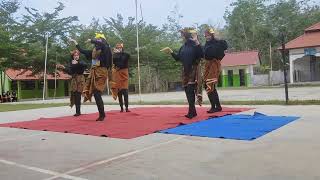 Tari daerah seragam hitam manuk Dadali