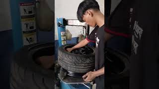 PROSES PASANG VELG HSR RING 17 #velgracing #automobile #velgmobil