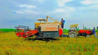 combine trolley mein dhaan ud rahihai और same 403 tractor वीडियोपूरा देखें @welcomeYouTuber9936 😀😀