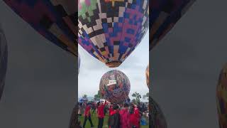 wow!!!balon raksasa mulai di terbangkan #videoshorts #viral #wongjowo #yearforyou #shorts