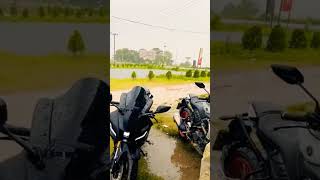 yamaha r15 v4 black and yamaha m15 v2 in one frame #yamaha #reels #reaction #best #instagram #beats