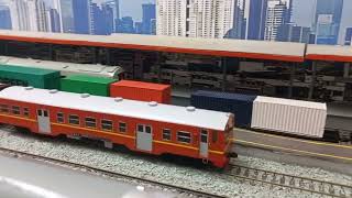 coupler gandengan kereta krl lepas