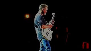 EDDIE VAN HALEN - GUITAR SOLO - ERUPTION - FRONT ROW! SHORELINE MOUNTAIN VIEW CALIFORNIA 7.16.15