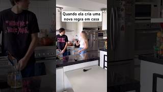 Quando a namorada cria uma nova regra em casa