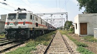 (02920) MALWA SF EXPRESS SPECIAL (Katra - Dr Ambedkar Nagar) With (ET) WAP7 Locomotive.!!