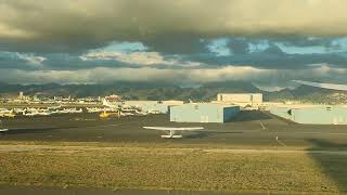 DEPARTURE HONOLULU AIRPORT HAWAII . BOEING 787/10 UNITED AIRLINES TO CHICAGO