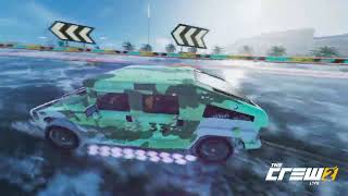 Snow drifting a HUMMER with custom desert camo DBDU livery - The Crew® 2