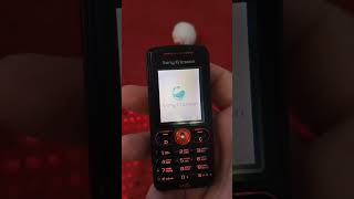 Ретро телефон Sony Ericsson W200i (2007)