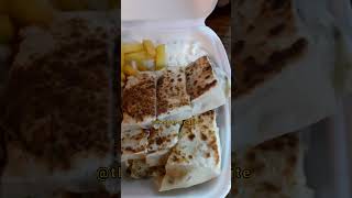 oldest restaurant in bahrain selling best shawarma #shorts #food #foodie #shawarma #gulf