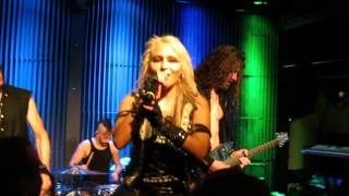 Doro Pesch " All We Are" 9/27/16 Tupelo Music Hall, Londonderry NH