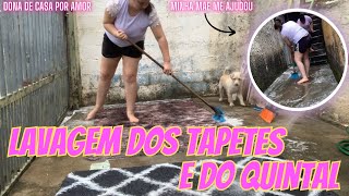 LAVAMOS OS TAPETES E O QUINTAL 🥵| FIZ CARNE PRA JANTAR | MINHA MÃE ME AJUDOU 💕