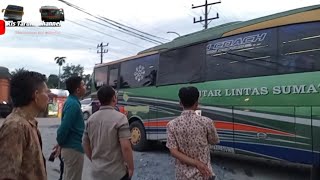 masih ada aja atlet pelemparan.als 304 kaca samping kanan pecah.medan-bandung