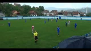 Futbolista perdió un testículo por este patadón de contrincante