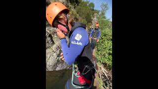 jumping of a bridge canyoning style