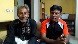 amazing  old man singing song with yung man urdu/hindi