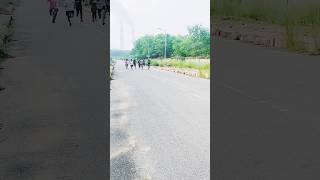 100 मीटर की‌ दौड़ 🔥🔥#viral #running #sprint #shortvideo #shorts #ytshorts #shortsfeed #runnigspeed