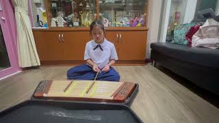 ขิม Thai hammered dulcimer by Shanyada Puangsaichai