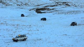 TOYOTA LANDCRUISER TEAM ON THE PLAIN...