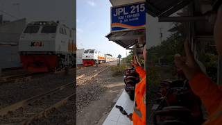 KERETA TELOLET MENARI #shorts #trending #railfans