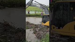 👆 Excavator Matador Shantui Vs. Deep Water In Canal Part 148