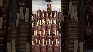 MAGNUM ICE CREAM DIPPING IN CHOCOLATE #asmr #shorts #viralvideo