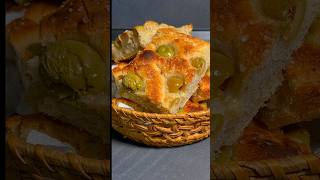 Focaccia z celozrnné mouky #italskakuchyneeditajuricova #recept