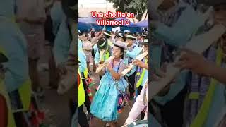 Una cholita en tarqueada Papel Pampa.#carnavalAzapa #tarqueadapapelpampa #tarqueadavillarroelc