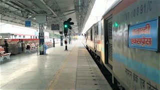 (02014) Shatabdi Express Special (Amritsar - New Delhi) Departure From Ludhiana Junction.!!