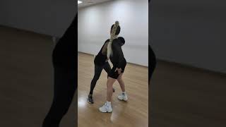 Bachata social dance - Edelmoro & Marina