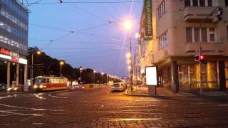 Flora, Vinohradská, Praha - motion timelapse 6.2015