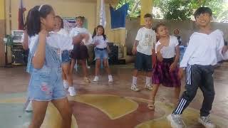 lakas ninyo gumiling mga kuya and ate...mga talentadong bata sa dallas labo cam norte..rfac event...