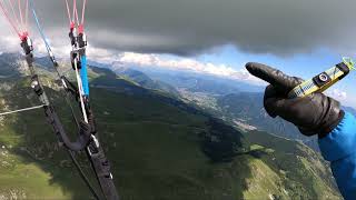 Volo in parapendio da Valcava alla Presolana.