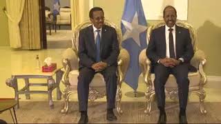 Sidee Madaxweyne Xasan Sheekh loogu soo dhaweeyey Villa Somali?