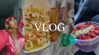 WEEKVLOG: TRYING AN AÇAI BOWL, SKINCARE ROUTINE, COOKING & SHOPPING| Shalaya Dae