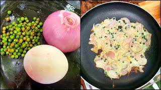 Green Black Pepper Omelette | Omelette Recipe | Village Style Omelette Cooking | Easy Omlete