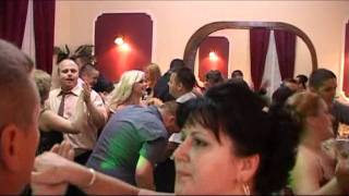 FORMATIA STIL-BAND(0744523985) -NUNTA LIVE 2011 - Hop, hop iar asa.mpg