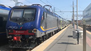 E464 647 DPRTI con un VivAlto della regione Toscana in arrivo alla stazione di Viareggio 🗓29/06/23