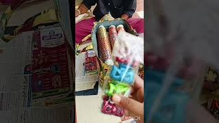 మా ఊర్లో కి గాజులు అమ్మే వాళ్లు వచ్చారు #shortsfeed #villagevlog #cutebaby #family