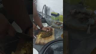 How to cut pineapple #howtocutpineapple