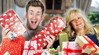 NO BUDGET Christmas PRESENT exchange with my MUM!