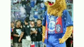 KAMI INI AREMANIA KAMI SELALU DUKUNG AREMA