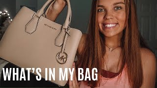 what's in my bag 2019 | Michael Kors