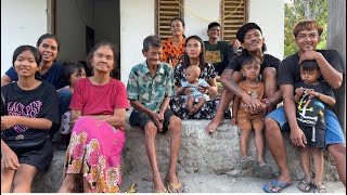 QNA DULUR DULURKU PAS MLUMPUK BAR MAKAN MAKAN